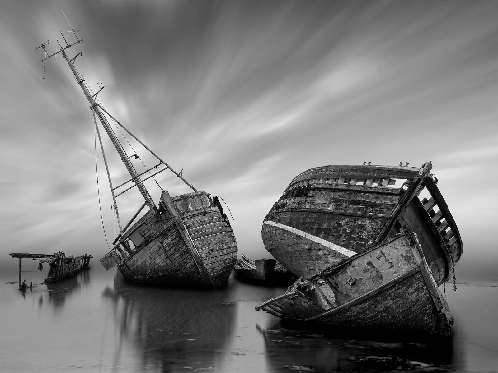 Drifting Wrecks